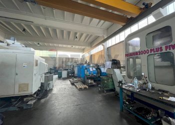 Interno - Capannone Castelbellino - foto 3