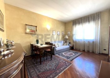 Soggiorno - Bilocale Via Achille Grandi
 
1, Arese - foto 4