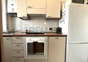 Cucina - Bilocale Via Achille Grandi
 
1, Arese - foto 8