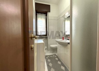 Bagno - Bilocale Via Achille Grandi
 
1, Arese - foto 11