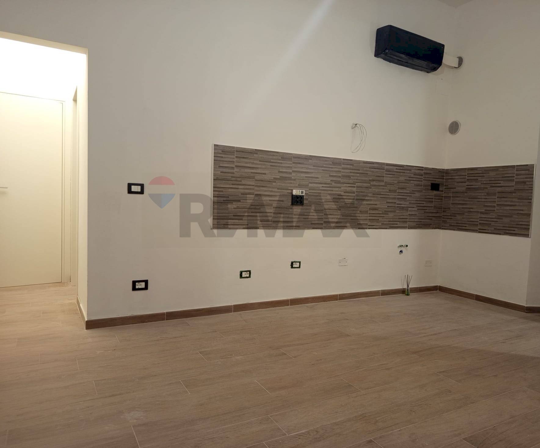 Stanza vuota - Quadrilocale Piombino - foto 3