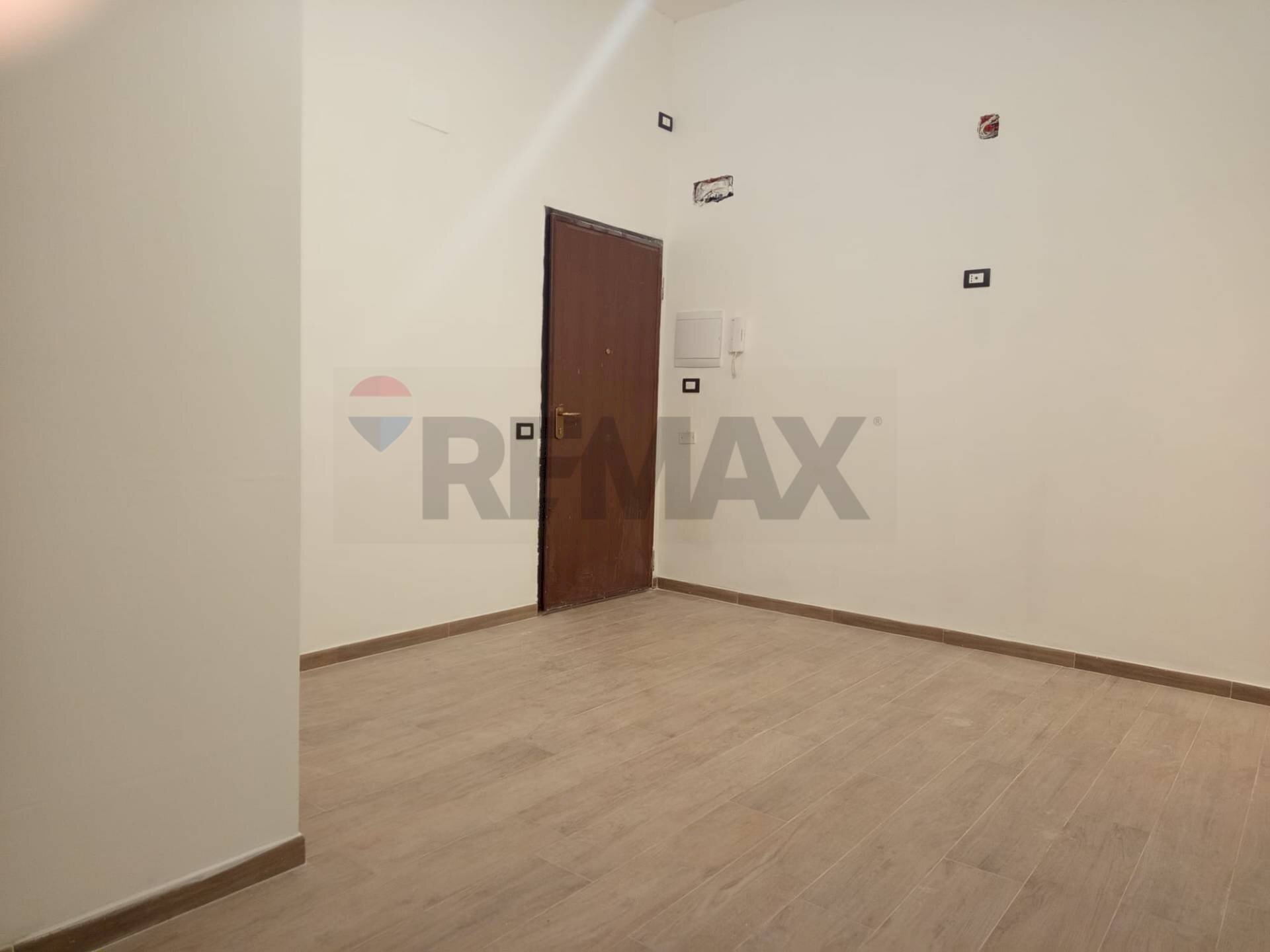 Stanza vuota - Four-room apartment Via Pisacane
100, Piombino - photo 3