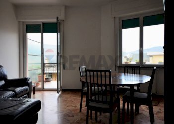 Sala da pranzo - Quadrilocale Via Rusca
 
37, Savona - foto 3