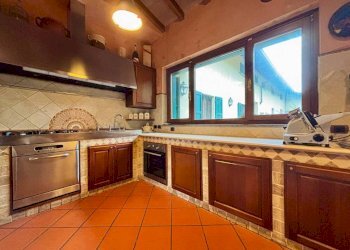 Cucina - Villa via Belvedere, Montevecchia - foto 10
