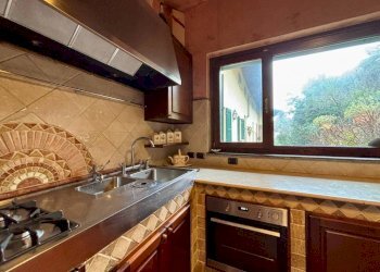 Cucina - Villa via Belvedere, Montevecchia - foto 11