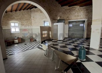 Ricezione / Lobby - Locale Commerciale via Concezione
 
5, Scicli - foto 19