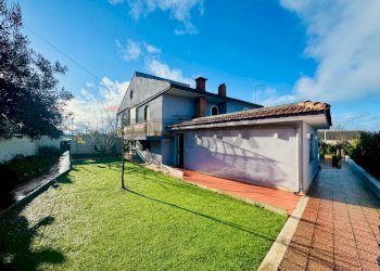 Casa all\'aperto - Villa via degli anemoni
 
19, Ragusa - foto 1