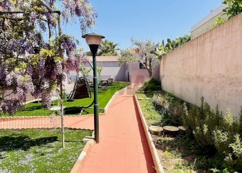 Giardino - Villa via degli anemoni
 
19, Ragusa - foto 22