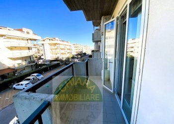 balcone - Trilocale SS 16 sud
 
86, Vasto - foto 9