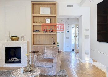 soggiorno con caminetto - Appartamento Treviso - foto 16