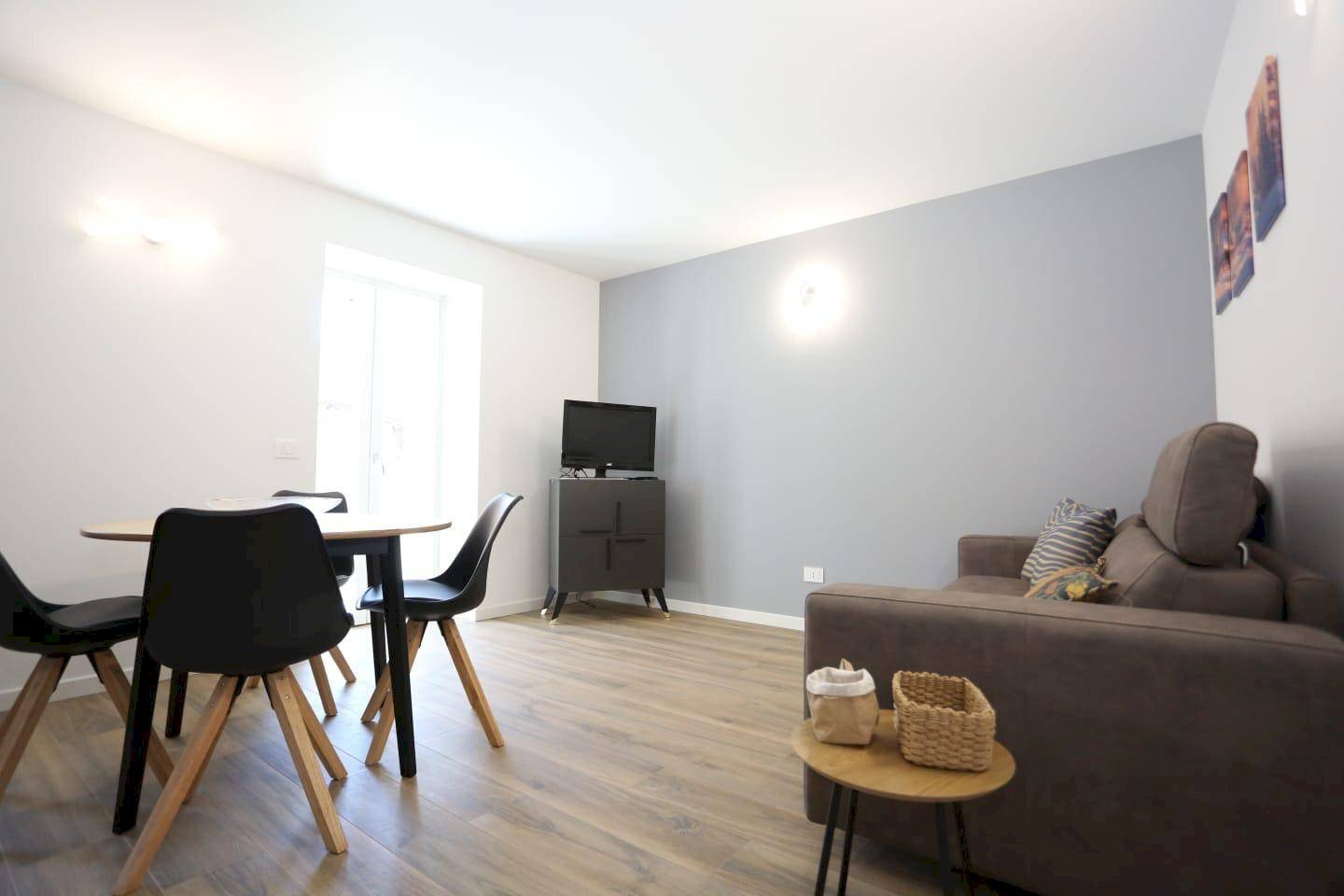 Foto 2 - Bilocale Via medici
 
10, Castione della Presolana - foto 2