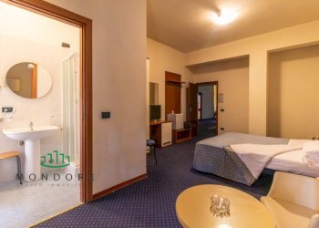 Hotel via emilia 15, Valsamoggia - foto 11