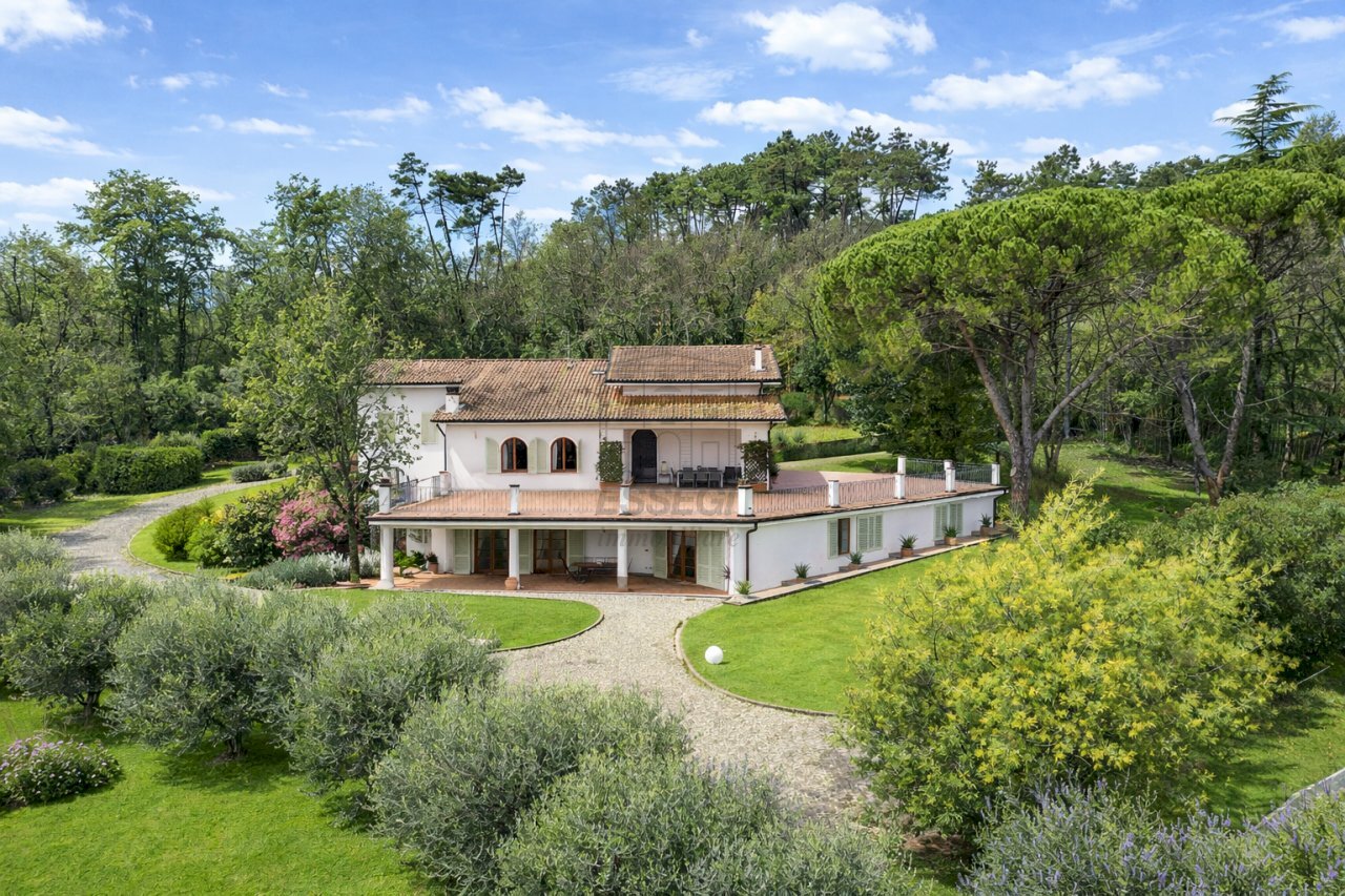 Vendesi Villa con giardino.png - Villa Via dei Cotani 211, Lucca - photo 3