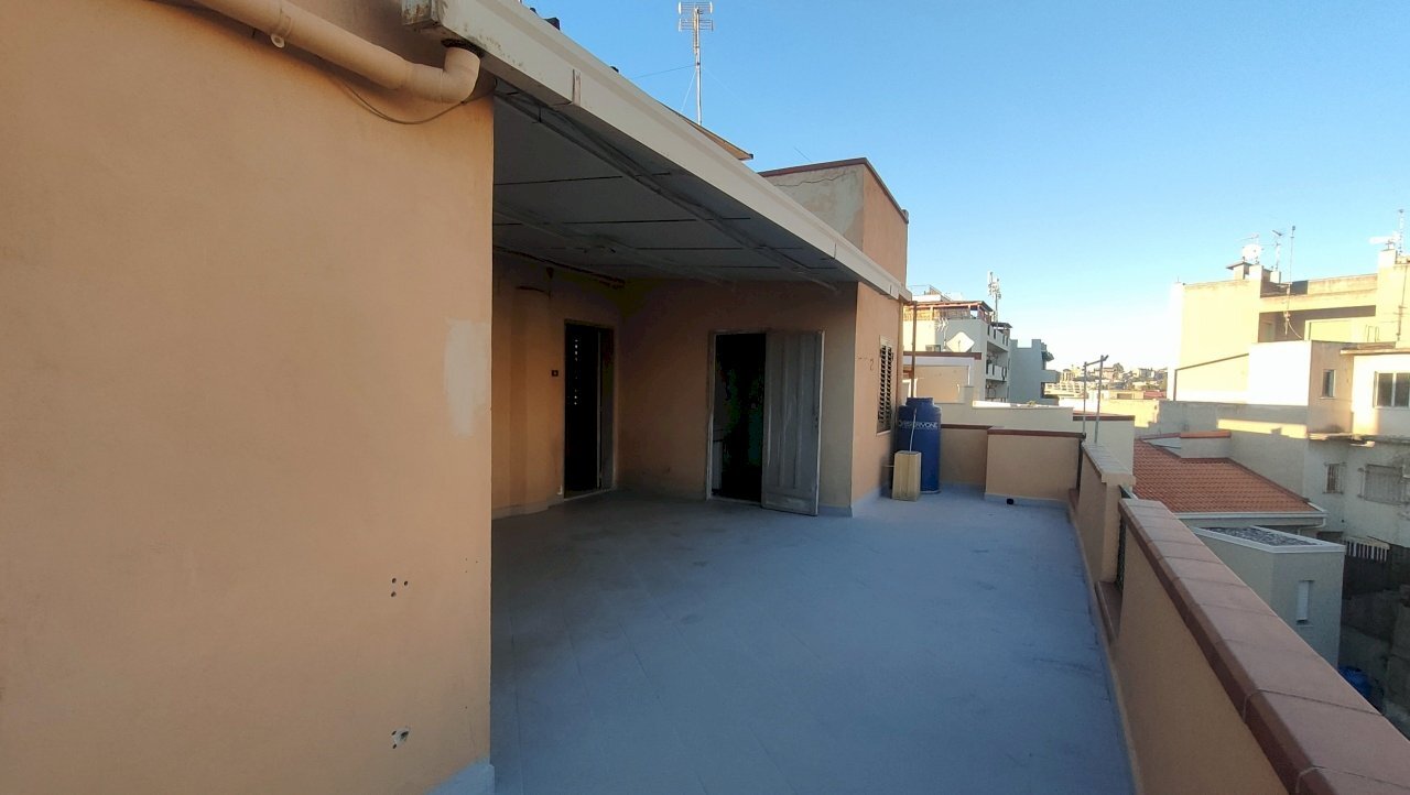 IMG20260113162206.jpg - Four-room apartment Via Ciccarello 5, Reggio di Calabria - photo 1