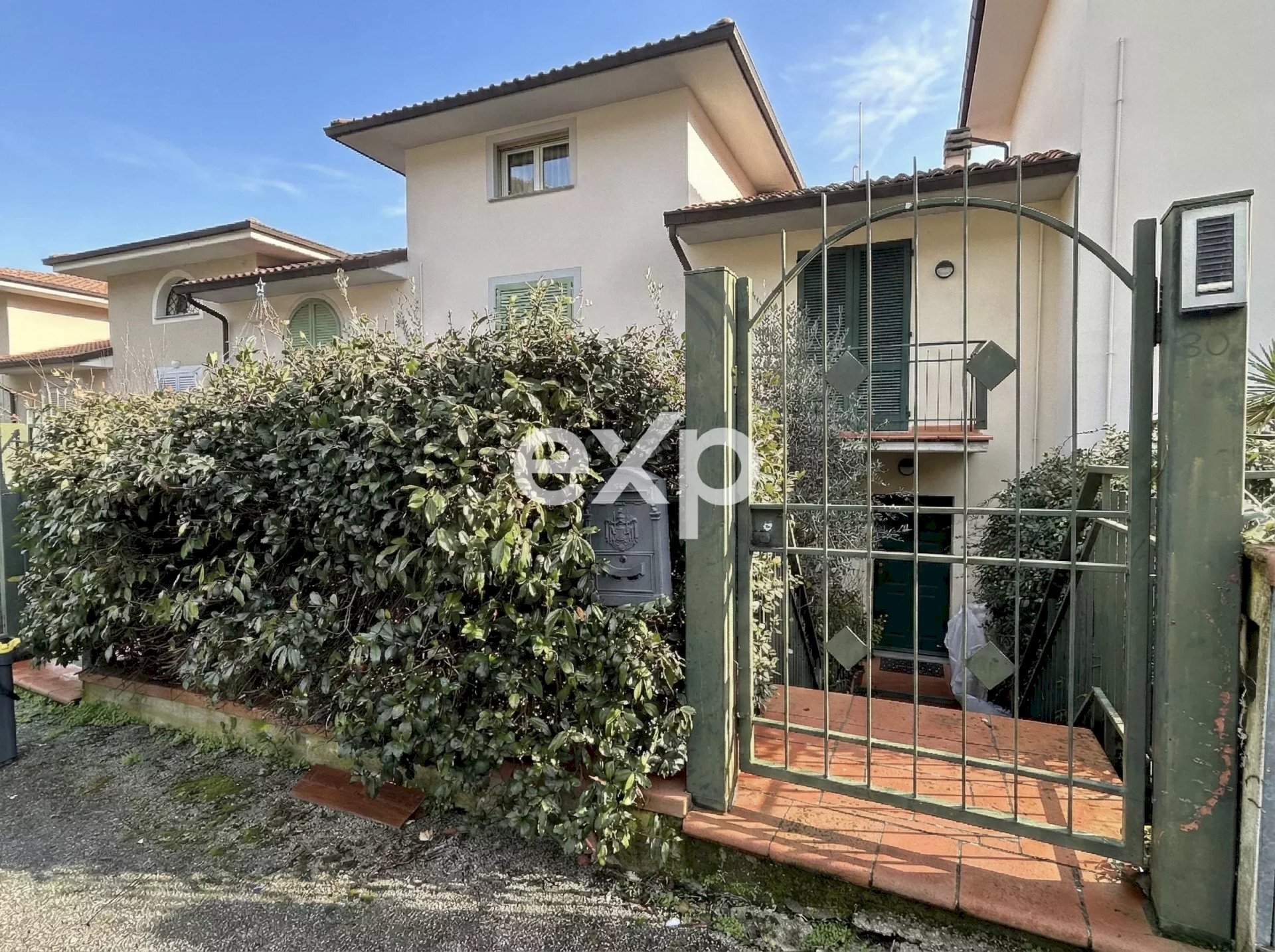 Villa a Schiera Via Il Pino, Carmignano - foto 1