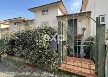 Villa a Schiera Via Il Pino, Carmignano - foto 1