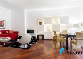 Quadrilocale Corso Cristoforo Colombo, Milano - foto 1