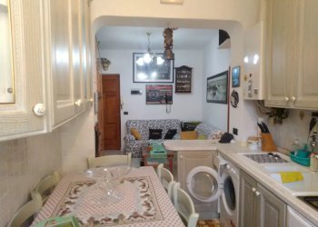 Three-room apartment Piazza Rocchetta, Ventimiglia - photo 1