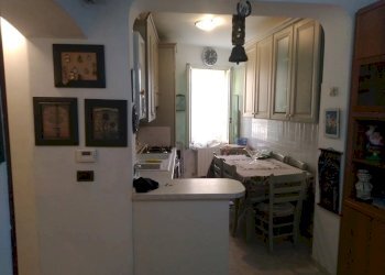 Three-room apartment Piazza Rocchetta, Ventimiglia - photo 3