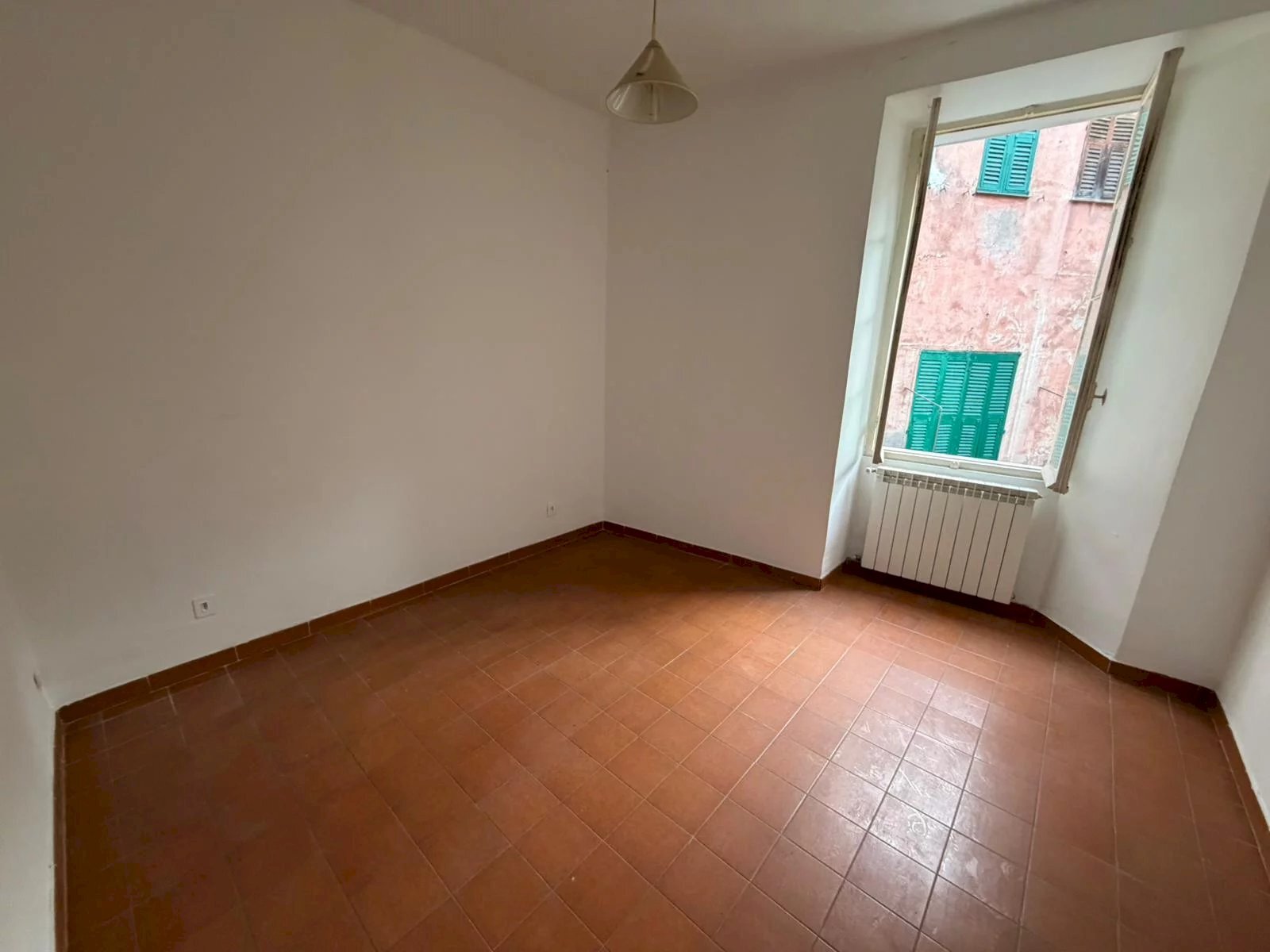 Three-room apartment Ventimiglia - photo 2