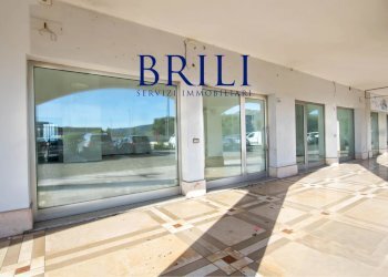 Shop Viale Aldo Moro, Olbia - photo 1