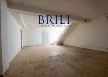 Shop Viale Aldo Moro, Olbia - photo 13