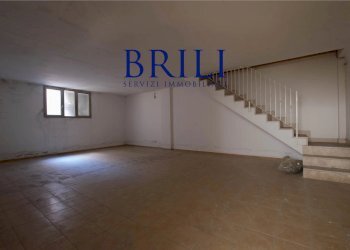 Shop Viale Aldo Moro, Olbia - photo 14