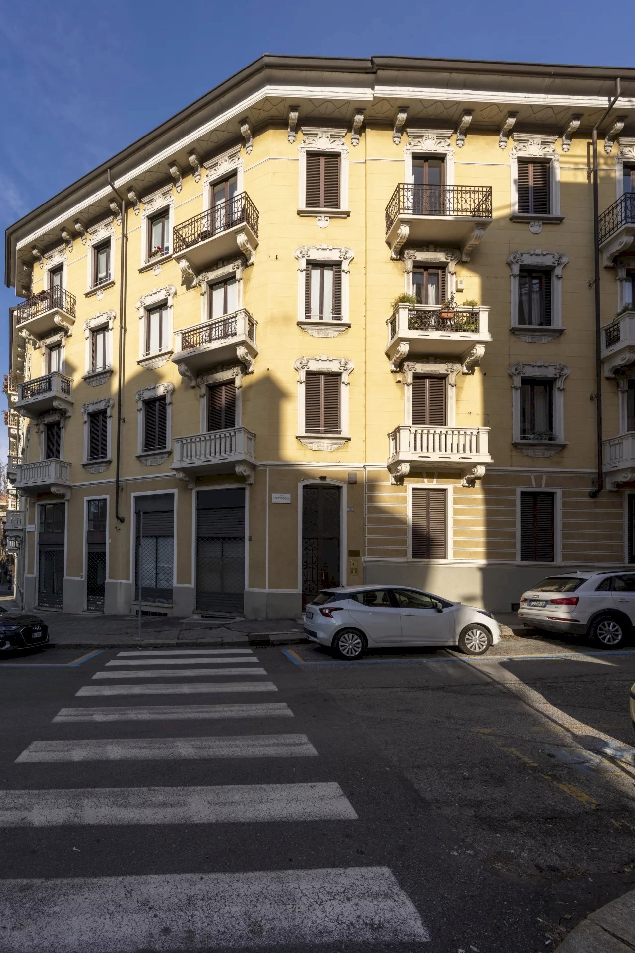 Warehouse Via Casteggio, Torino (neighborhood Crimea) - photo 1