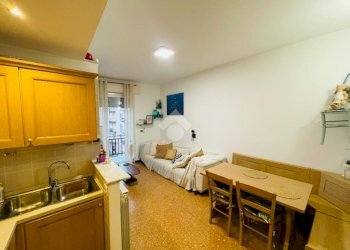 Three-room apartment Via S. Pietro, Albisola Superiore - photo 3