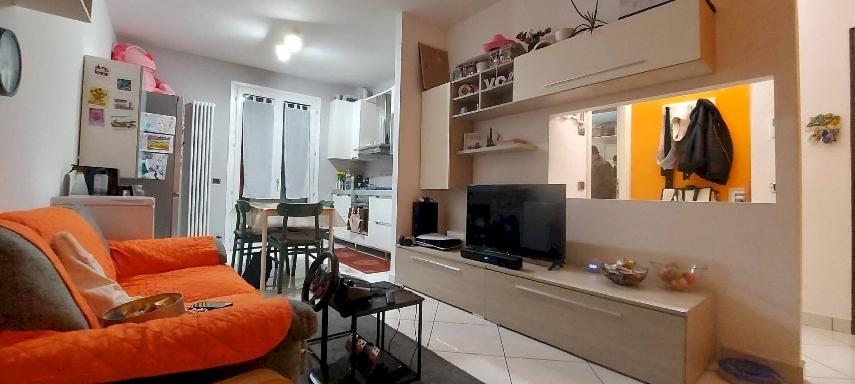 Bilocale Via Alessandro Volta, 76, Cento - foto 2