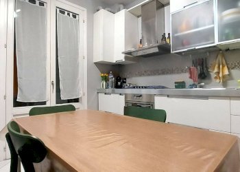 Two-room apartment Via Alessandro Volta, 76, Cento - photo 5