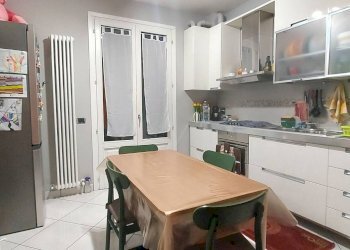 Two-room apartment Via Alessandro Volta, 76, Cento - photo 6