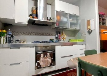 Two-room apartment Via Alessandro Volta, 76, Cento - photo 7