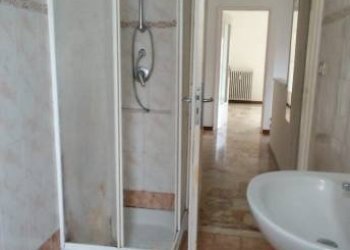 Trilocale Asti - foto 9