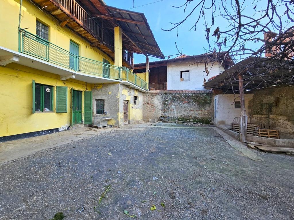 Independent house Via C. Battisti, Candia Canavese - photo 2
