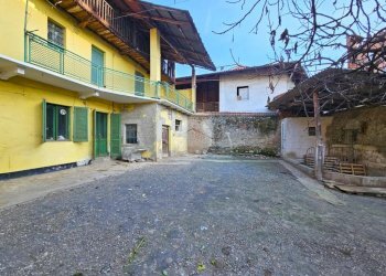 Casa indipendente Via C. Battisti, Candia Canavese - foto 2