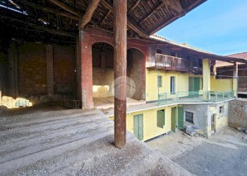 Casa indipendente Via C. Battisti, Candia Canavese - foto 4
