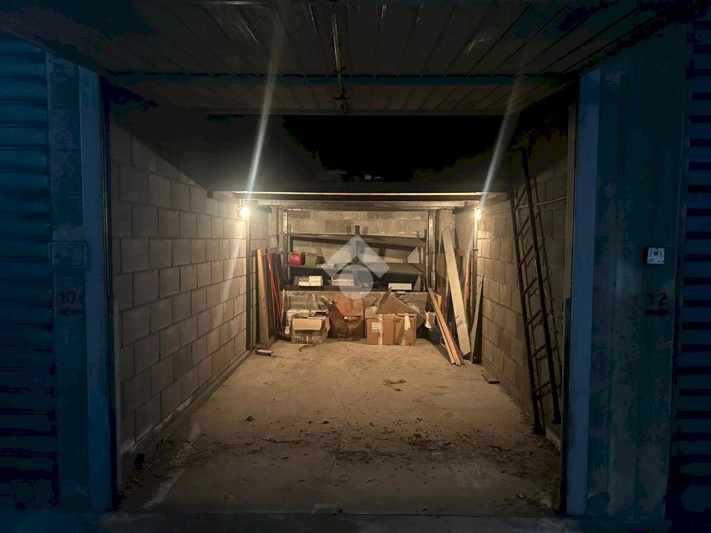 Box Via Emilio Salgari, Genova (zona Pegli) - foto 2