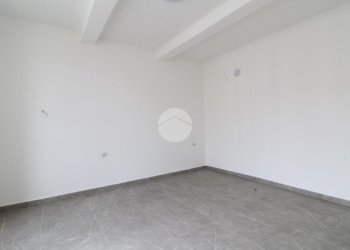 Two-room apartment Piazza Giacomo Ferrari, Langhirano - photo 7