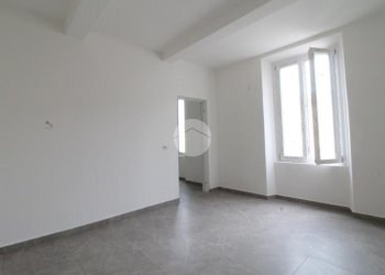 Two-room apartment Piazza Giacomo Ferrari, Langhirano - photo 8