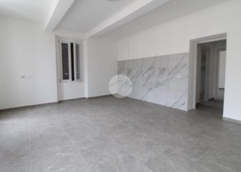 Two-room apartment Piazza Giacomo Ferrari, Langhirano - photo 6