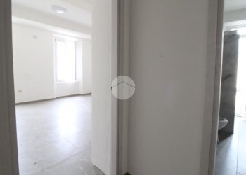 Two-room apartment Piazza Giacomo Ferrari, Langhirano - photo 8