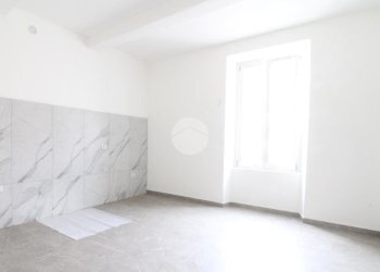Two-room apartment Piazza Giacomo Ferrari, Langhirano - photo 2