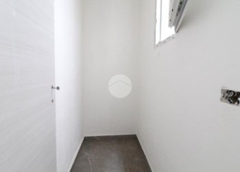 Two-room apartment Piazza Giacomo Ferrari, Langhirano - photo 12