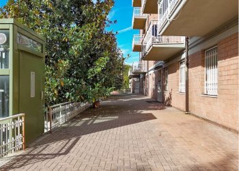 Quadrilocale Modena (zona Circoscrizione 1) - foto 21