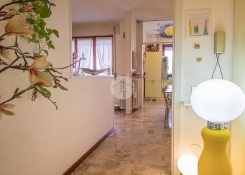 Three-room apartment Via Milano, Garbagnate Milanese - photo 9