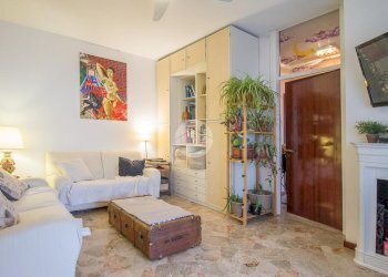 Three-room apartment Via Milano, Garbagnate Milanese - photo 12