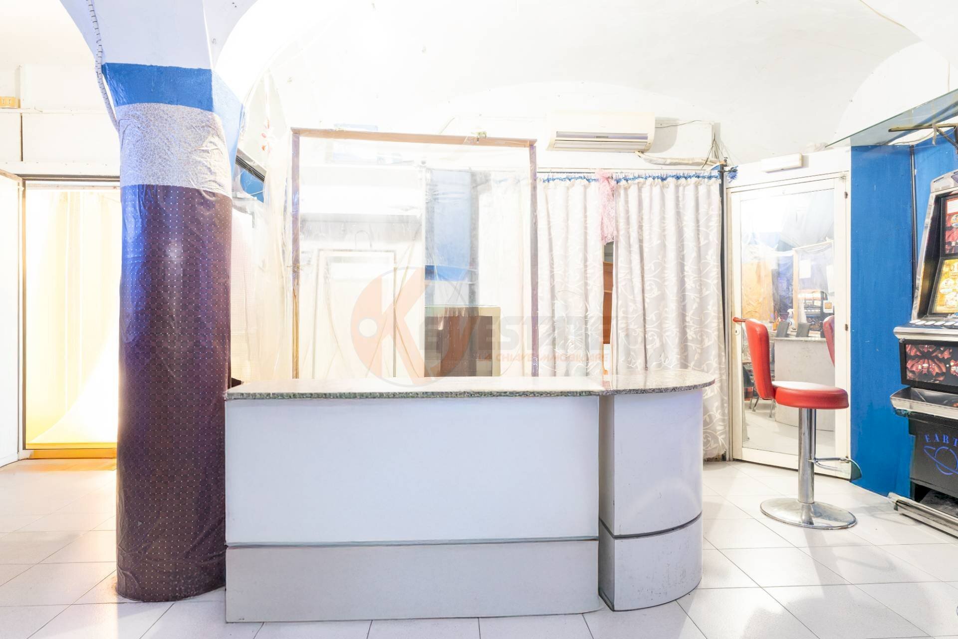 Foto 2 - Locale Commerciale via Rosello
 
13, Sassari - foto 2