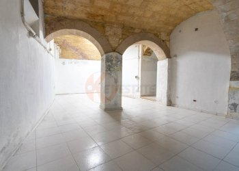 Foto 12 - Locale Commerciale via Rosello
 
13, Sassari - foto 12