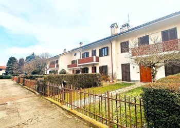 Giardino - Villa a Schiera strada Tagliaferro, 38, Moncalieri - foto 1